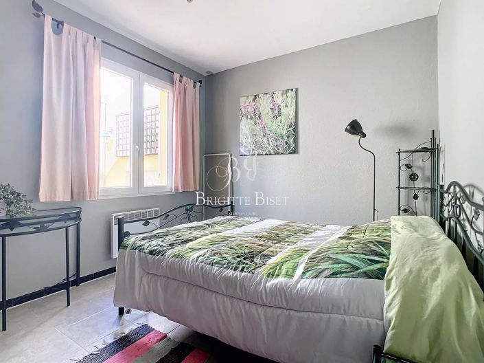 Image No.14-3 Bed House for sale