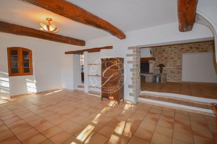 Image No.6-4 Bed House for sale