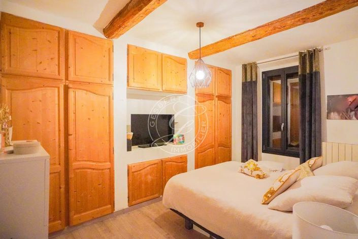 Image No.11-3 Bed Apartment for sale