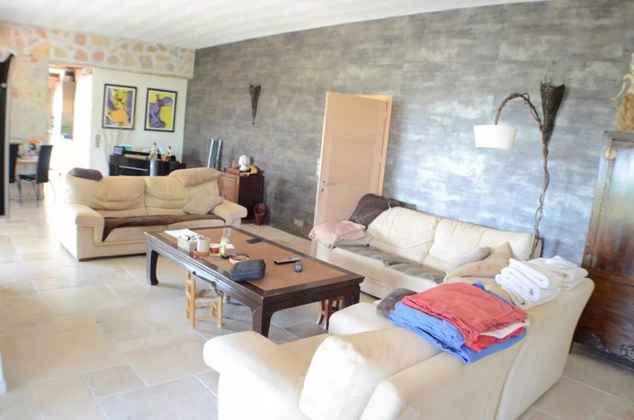 Image No.4-5 Bed House for sale