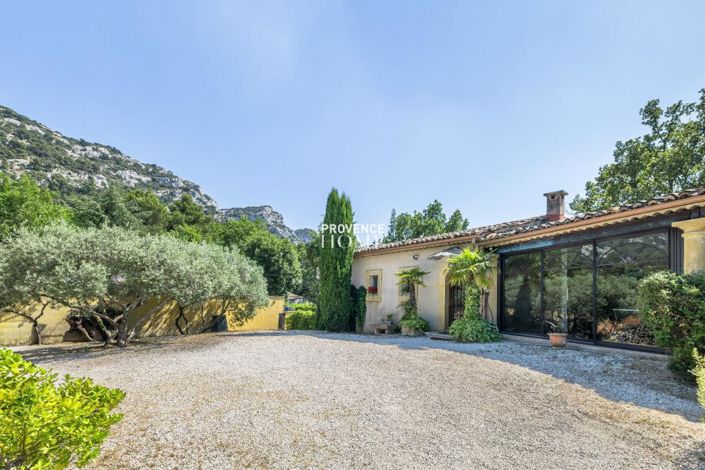 Image No.14-6 Bed House for sale