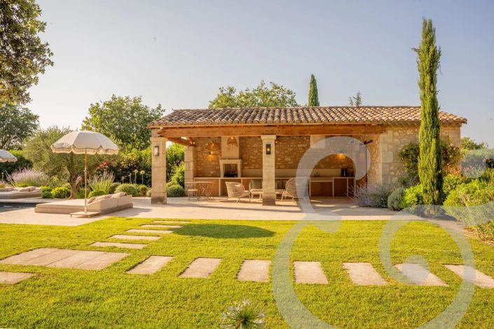 Image No.2-5 Bed House for sale