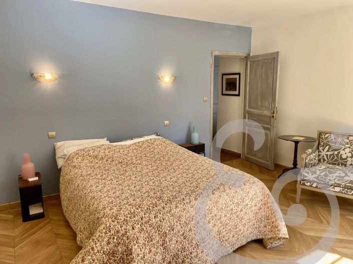 Image No.16-4 Bed House for sale