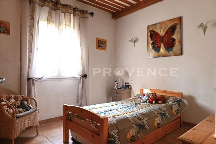 Image No.12-3 Bed House for sale