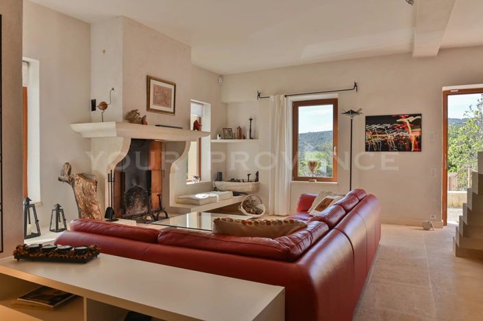 Image No.8-3 Bed House for sale