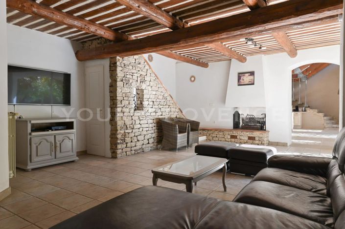 Image No.6-6 Bed House for sale