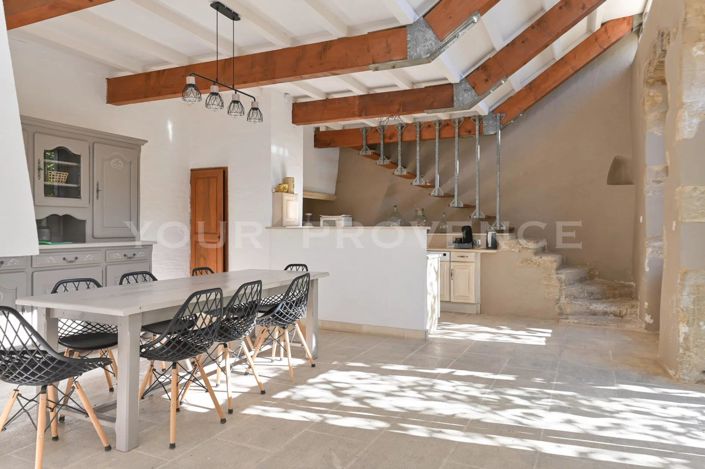 Image No.9-6 Bed House for sale