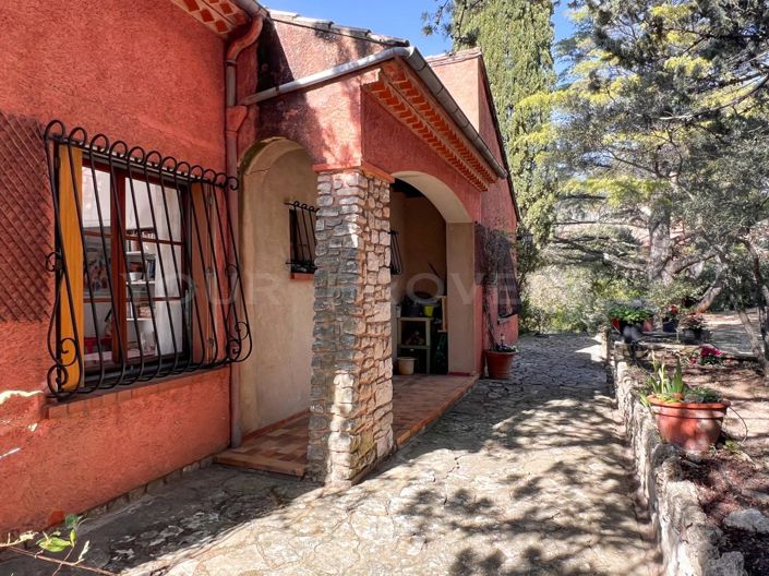 Image No.5-2 Bed House for sale