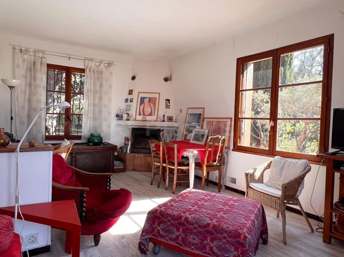 Image No.9-2 Bed House for sale