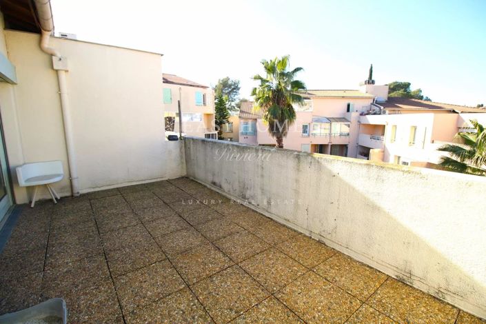 Image No.5-Apartment for sale