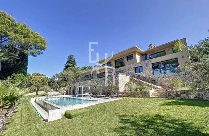 Image No.23-6 Bed House for sale