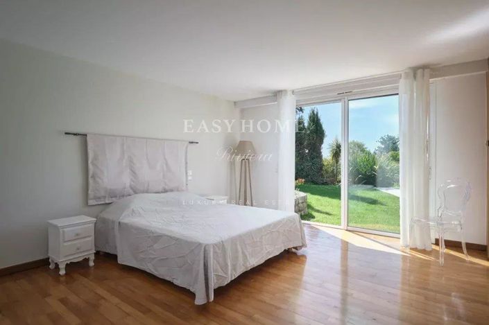 Image No.13-5 Bed House for sale