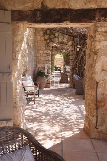 Image No.17-5 Bed House for sale