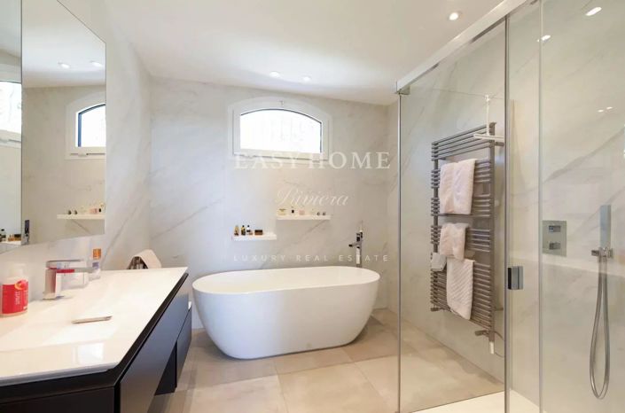 Image No.11-Maison de 6 chambres à vendre à La Roquette-sur-Siagne