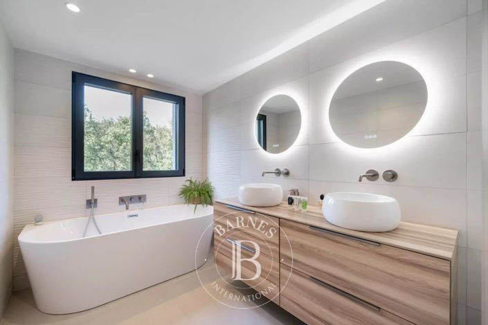 Image No.7-Maison de 5 chambres à vendre à Saint-Raphael