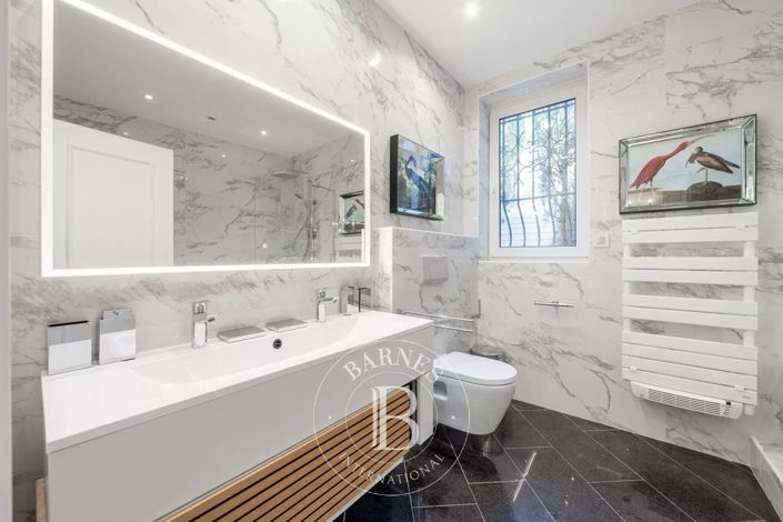 Image No.15-5 Bed House for sale