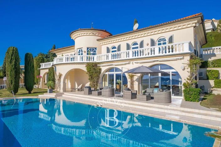 Image No.2-5 Bed House for sale