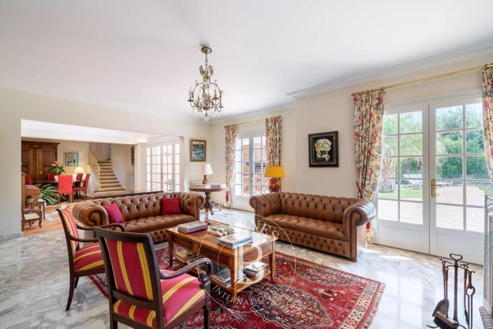 Image No.4-Maison de 6 chambres à vendre à Saint-Raphael