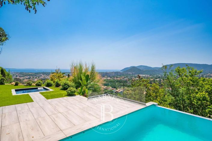 Image No.2-Maison de 5 chambres à vendre à Mandelieu-la-Napoule