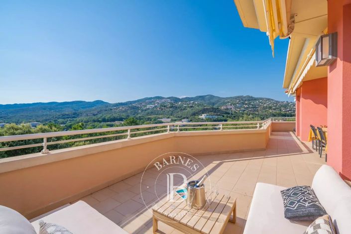 Image No.1-3 Bed Apartment for sale