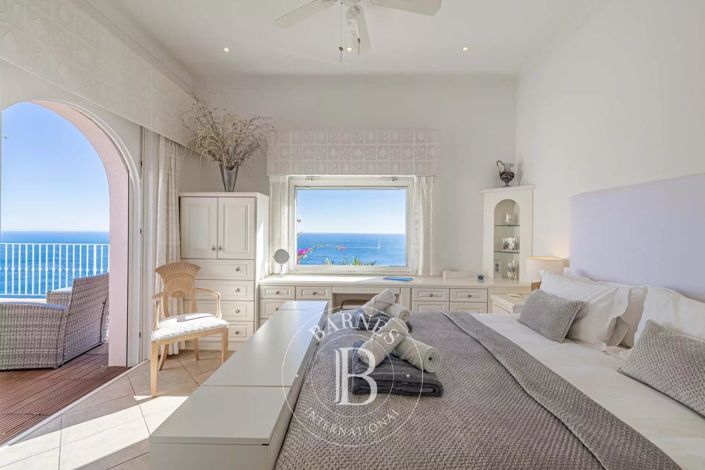 Image No.4-4 Bed House for sale