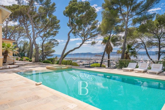 Image No.14-Maison de 8 chambres à vendre à Saint-Raphael