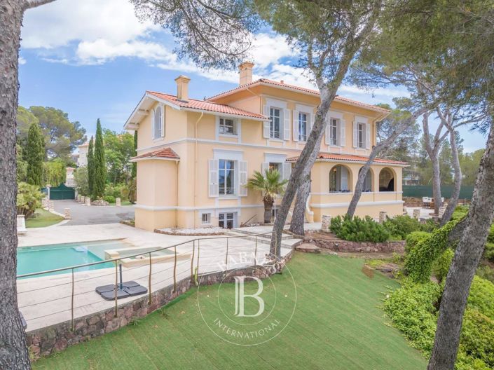 Image No.16-Maison de 8 chambres à vendre à Saint-Raphael