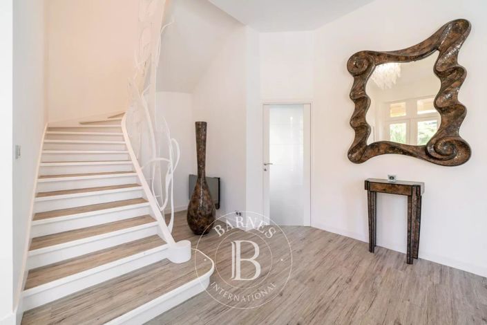 Image No.4-Maison de 8 chambres à vendre à Saint-Raphael