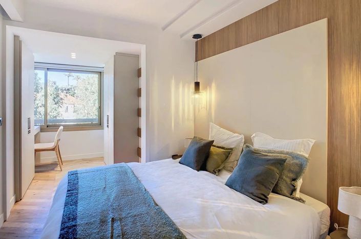 Image No.10-3 Bed Apartment for sale