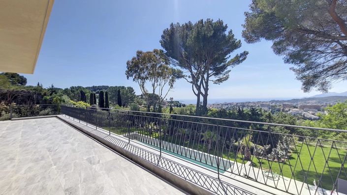 Image No.2-5 Bed House for sale