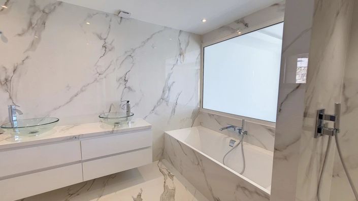 Image No.7-5 Bed House for sale