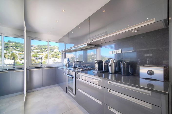 Image No.6-4 Bed Apartment for sale