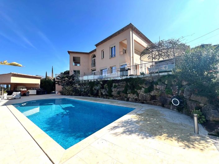 Image No.5-5 Bed House for sale