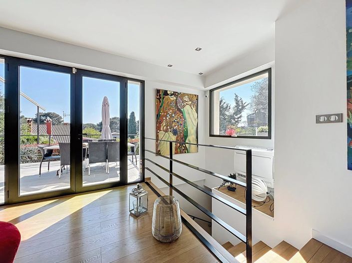 Image No.23-4 Bed House for sale