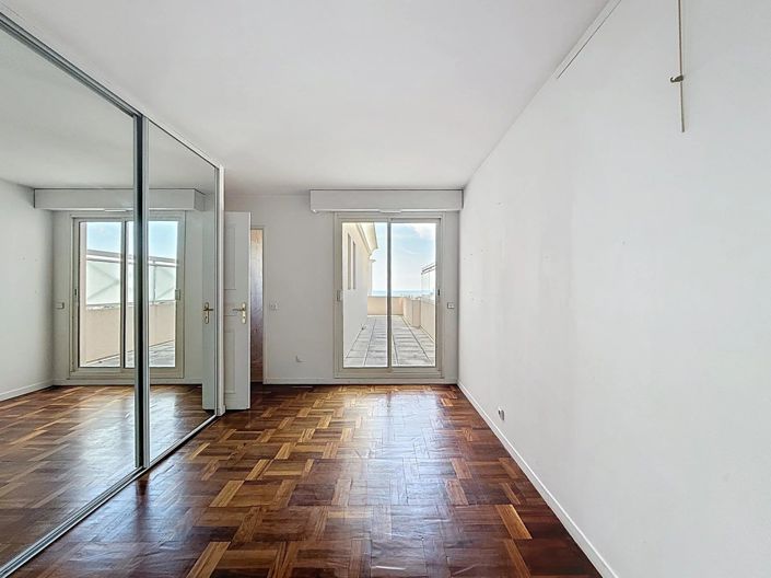 Image No.10-Appartement de 3 chambres à vendre à Le Cannet