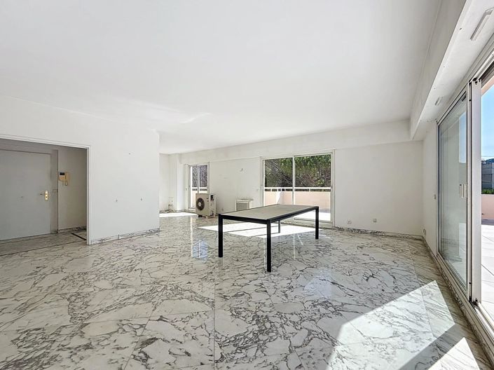 Image No.2-Appartement de 3 chambres à vendre à Le Cannet