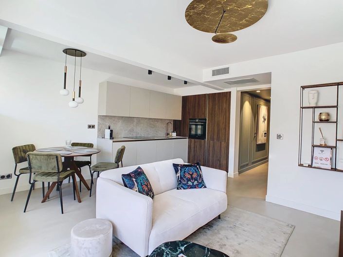 Image No.5-Appartement de 2 chambres à vendre à Cannes