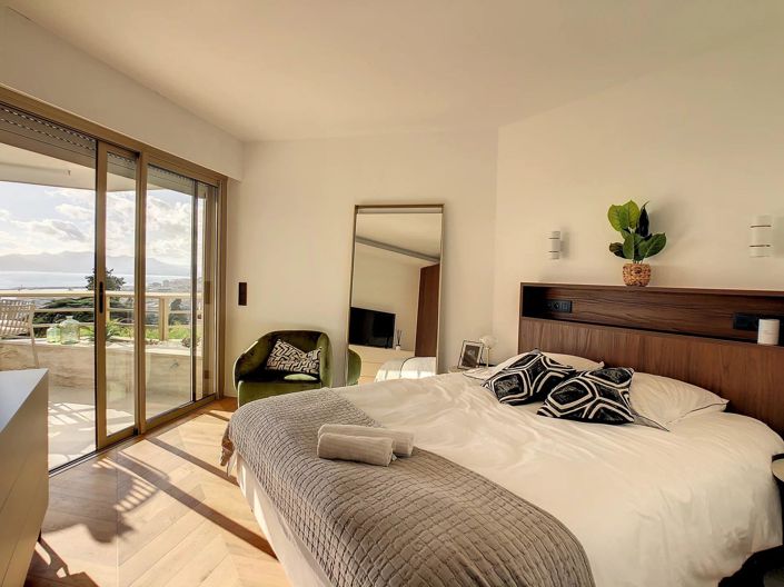 Image No.6-3 Bed Apartment for sale