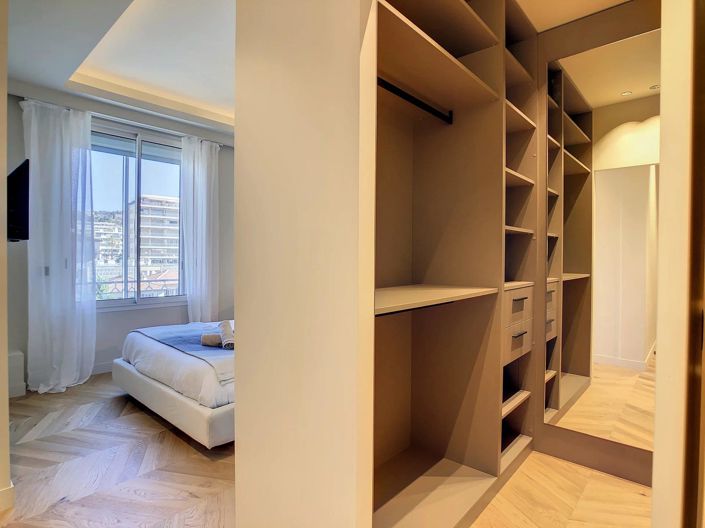 Image No.21-3 Bed Apartment for sale