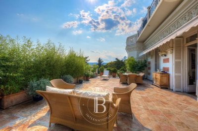 3 Bed Apartment for sale