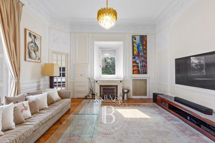 Image No.8-3 Bed Apartment for sale