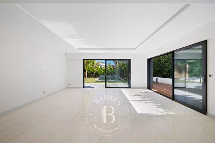 Image No.11-Apartment for sale