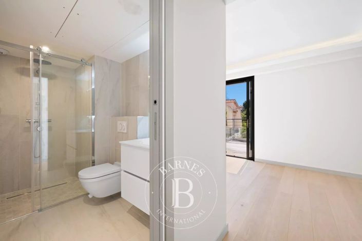 Image No.23-Apartment for sale