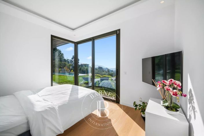 Image No.16-House for sale