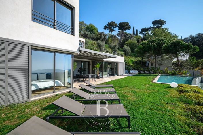 Image No.3-House for sale