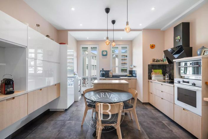 Image No.5-2 Bed Apartment for sale