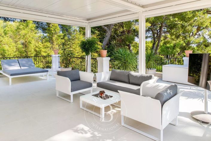 Image No.12-House for sale