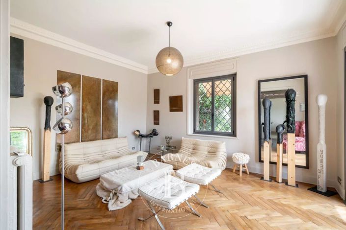 Image No.8-4 Bed House for sale