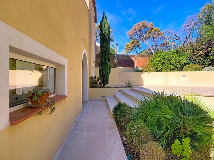 Image No.12-House for sale