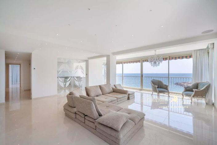 Image No.3-Appartement de 2 chambres à vendre à Mandelieu-la-Napoule